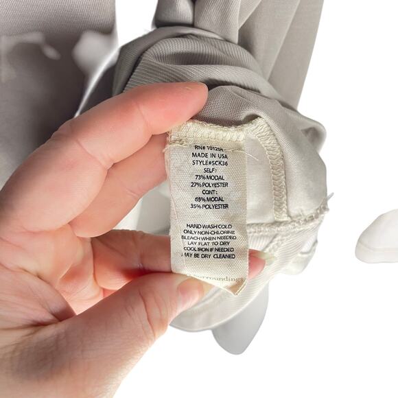 Soft Surroundings Carina keyhole top in taupe - Picture 6 of 6